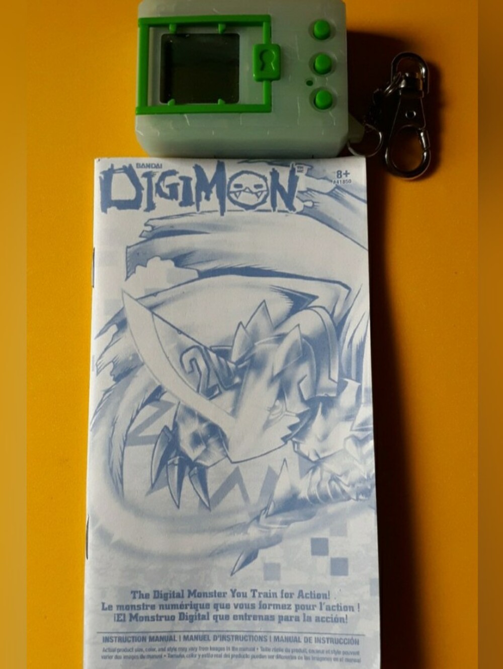 Bandai Digimon Virtual Pet Keychain - Green